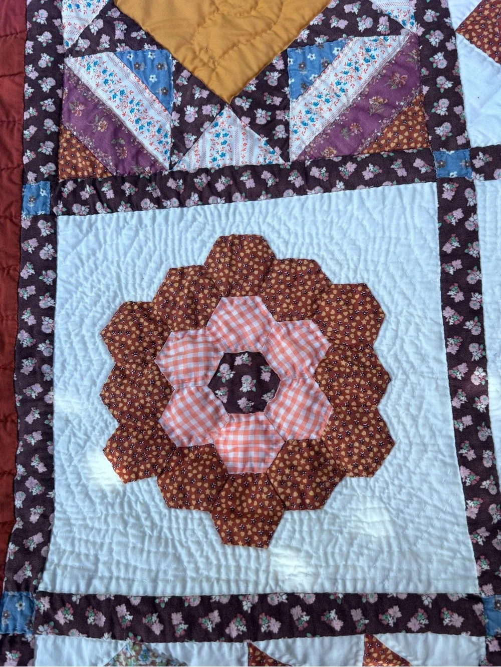Vintage hand-sewn crib quilt/throw